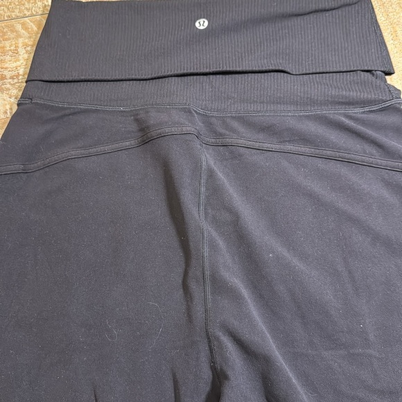 Lululemon fold over joggers - Picture 12 of 14